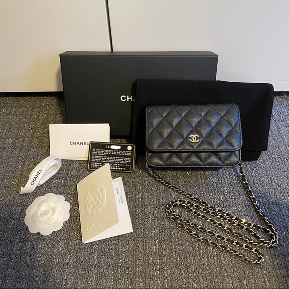 Chanel mini wallet on chain woc - Picture 1 of 10